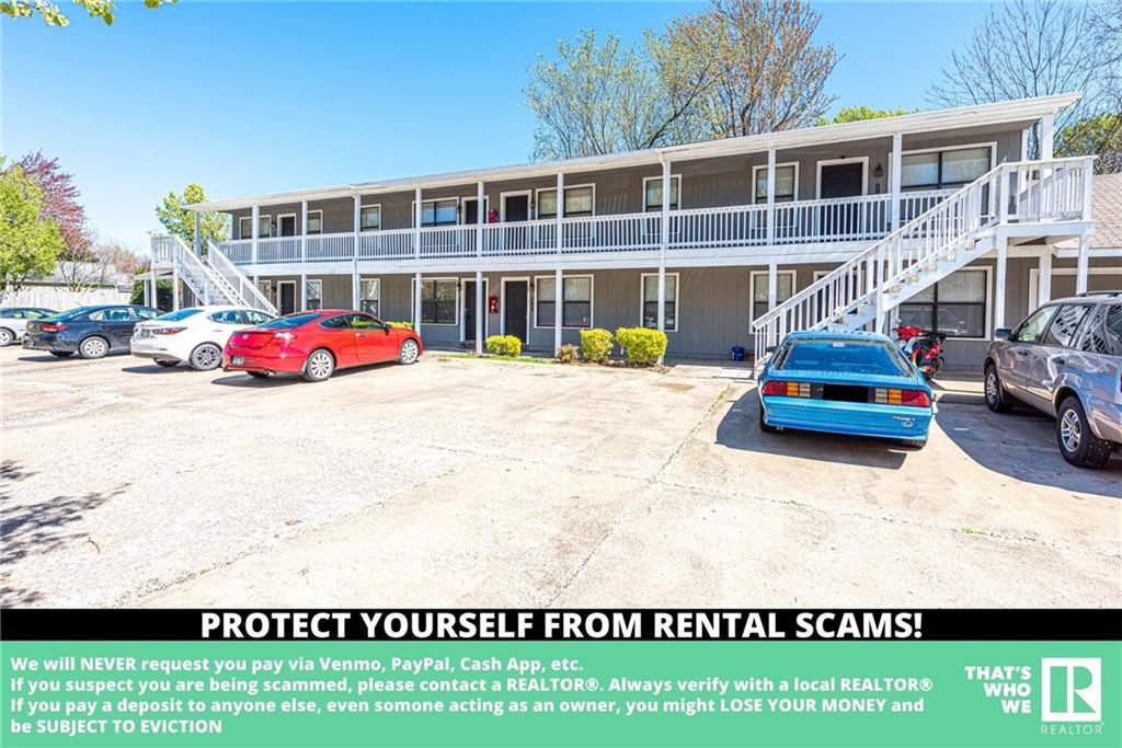 Primary Photo - 2768 N Barcelona Ave