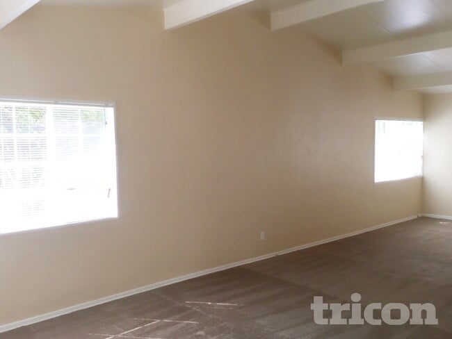 Building Photo - 13710 Mt Whitney St