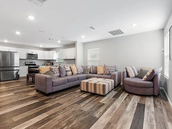 Photo - 2819 Alabama Avenue Unit