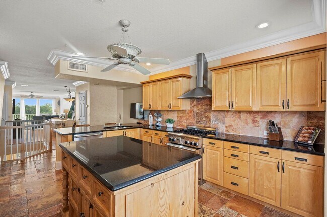 Foto del edificio - 1593 Pinellas Bayway S