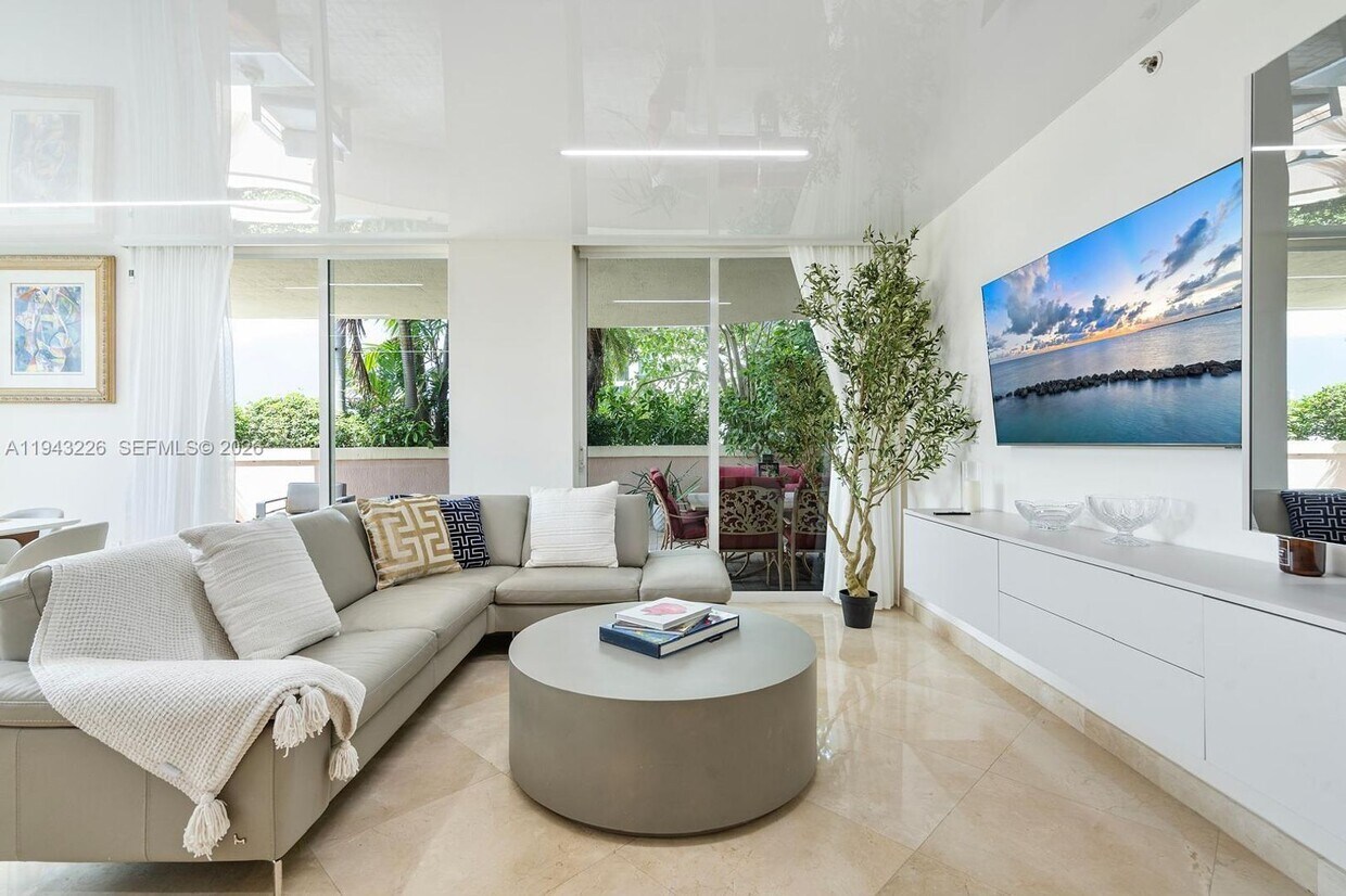 Photo - 17555 ATLANTIC BLVD #508 SUNNY ISLES BEACH, FL 33160