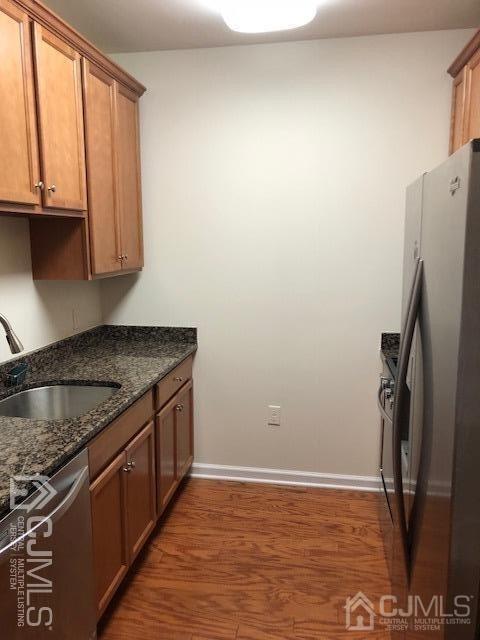 Building Photo - 825 Liberty Ct