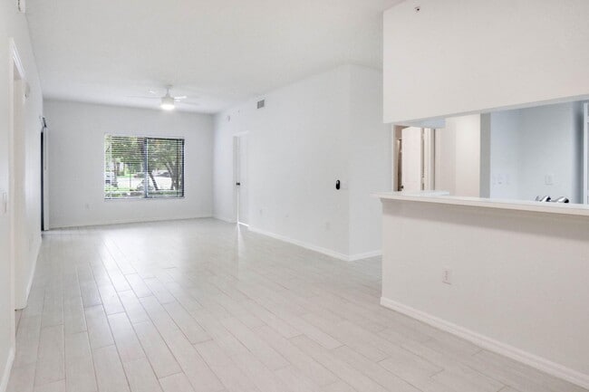 Building Photo - 2916 Tuscany Ct