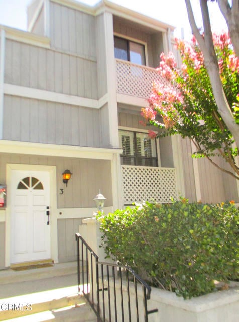 Building Photo - 965 E Del Mar Blvd