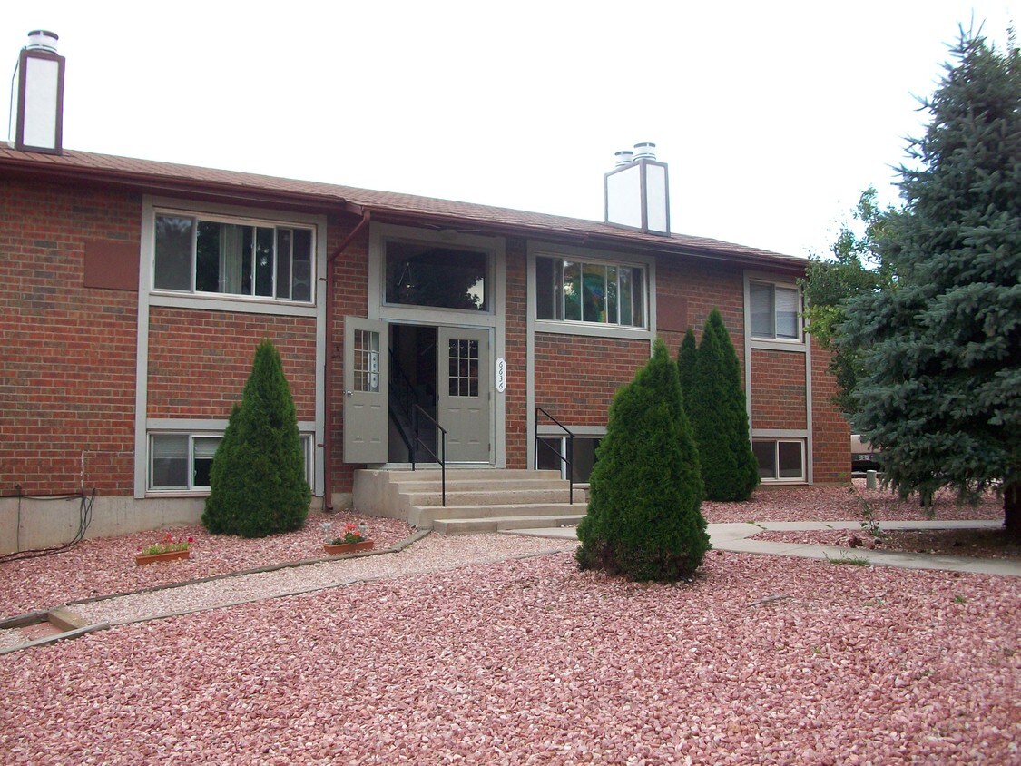 66366640 Dublin Loop W, Colorado Springs, CO 80918 Apartments in