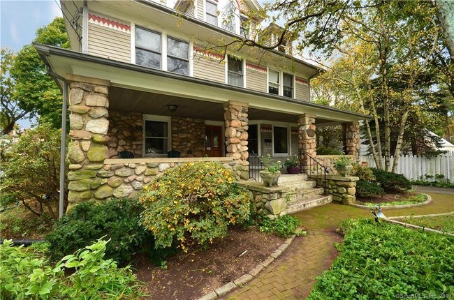 Building Photo - 215 Courtland Ave