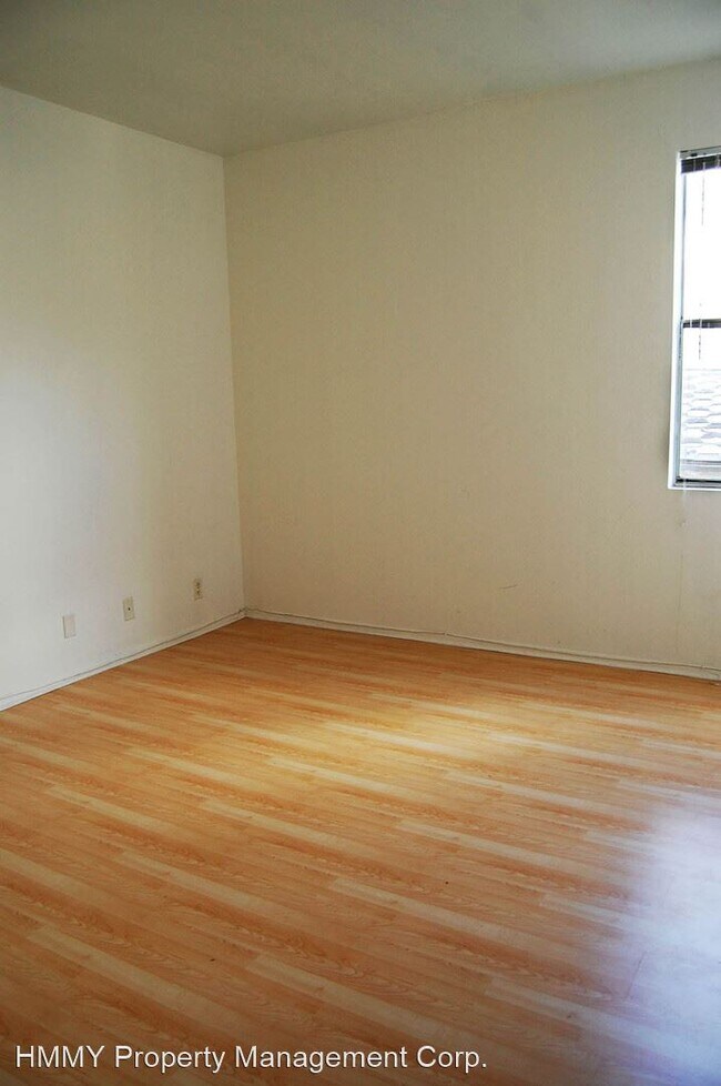 Foto del edificio - 1229 N Sycamore Ave