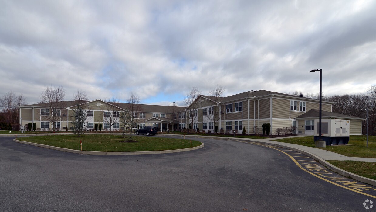 Saugatucket Springs Apartments in Hopkinton, RI