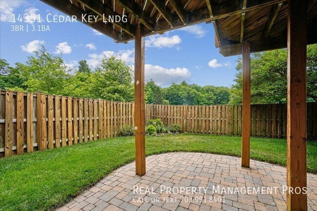 Foto del edificio - 14351 Cedar Ky Lndg