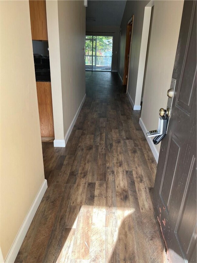 Foto del edificio - 5512 N Park Rd