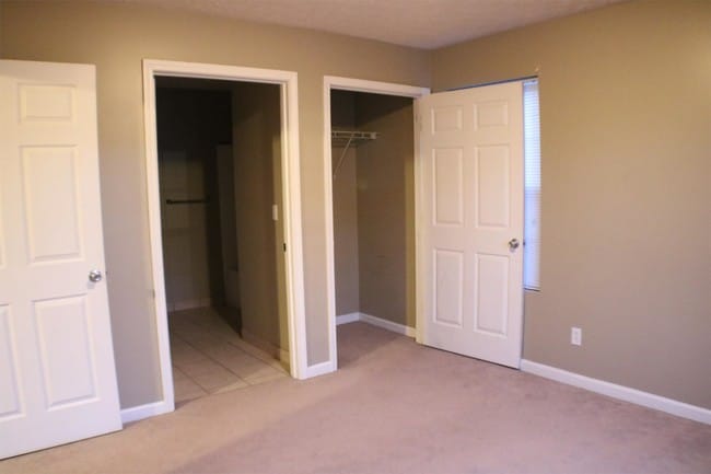 Building Photo - 2460 Collis Ave
