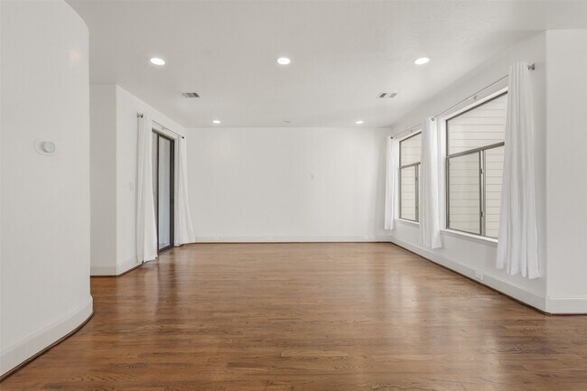 Foto del edificio - 2816 Rusk St