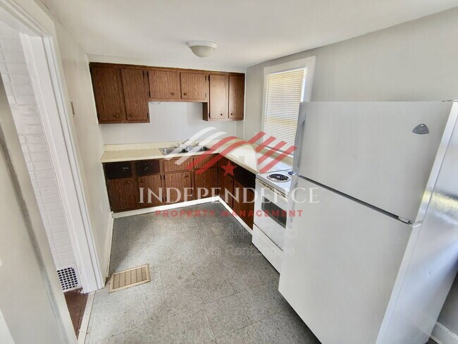 Foto del edificio - 515 Mertland Ave