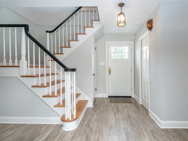 Foto del edificio - 7 Kissam Ln