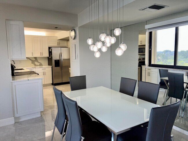 Foto del edificio - 400 Ocean Trail Way