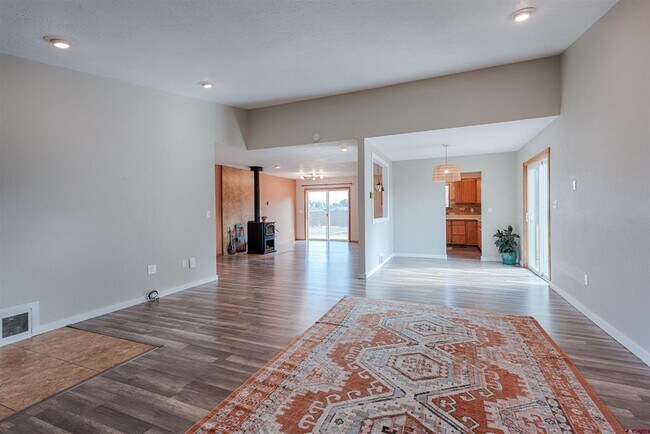 Foto del edificio - 64251 N Ramona Rd