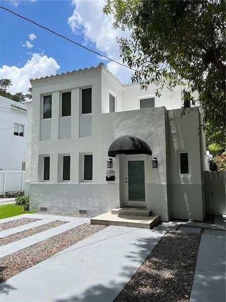 Primary Photo - 2356 SW 16th Ave