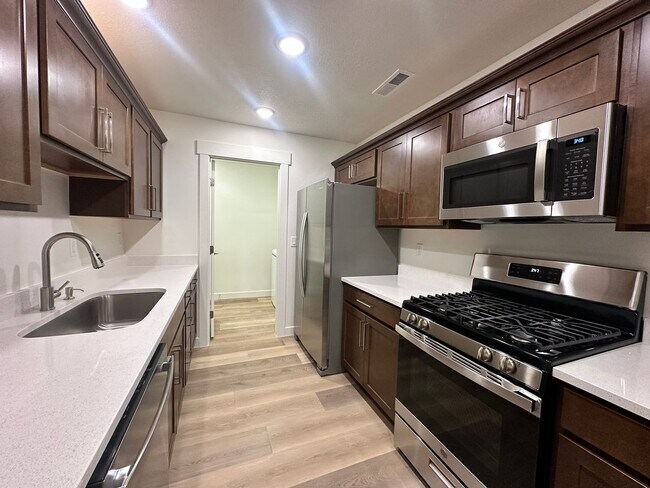 Building Photo - Move-in Discount!! - Brand New Construction - 3 bedroom- 2 bath 4 Plex