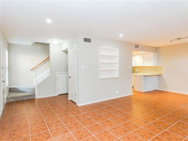Building Photo - 8418 Fathom Cir