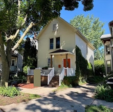 Building Photo - 824 E Dayton St