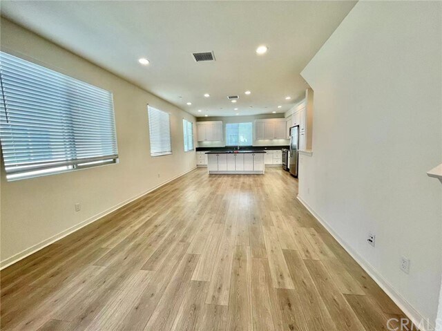 Foto del edificio - 173 Frame