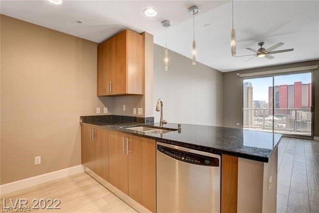 Building Photo - 200 W Sahara Ave