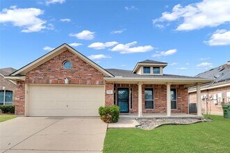 Building Photo - 715 W Milton Dr