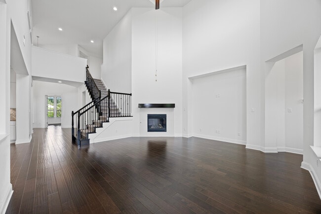 Building Photo - 567 Pecos River Xing