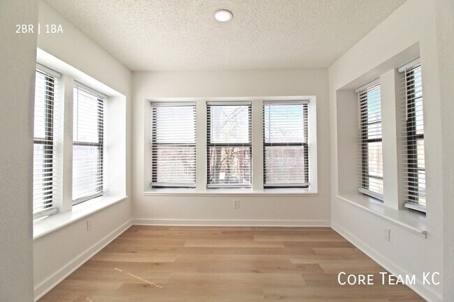 Building Photo - 3225 Harrison St