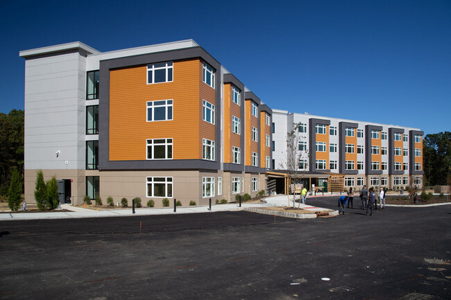 Building Photo - Gordon H. Mansfield Veterans Village