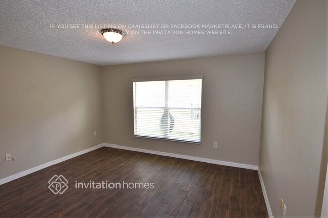 Building Photo - 217 Sawyerwood Pl