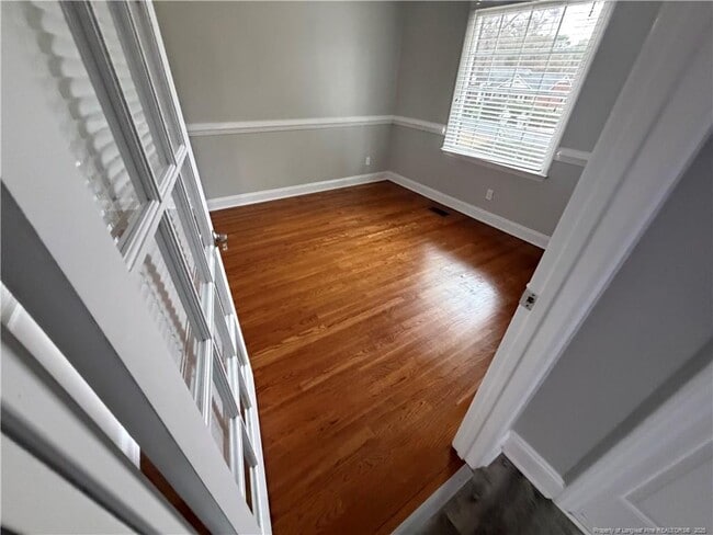 Building Photo - 6899 S Staff Rd