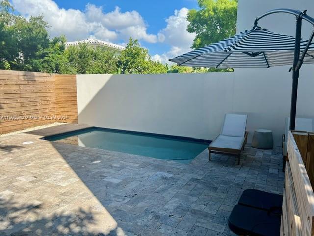 Foto del edificio - 440 SW 15th Rd