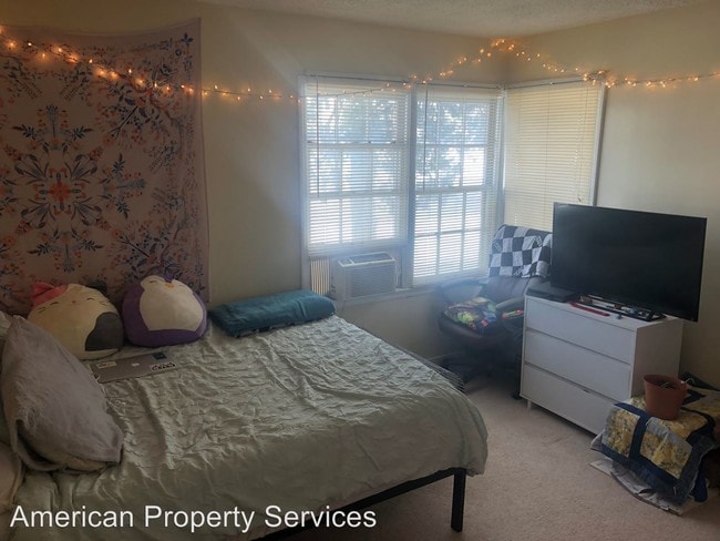 Foto del edificio - 731 Bluemont Ave