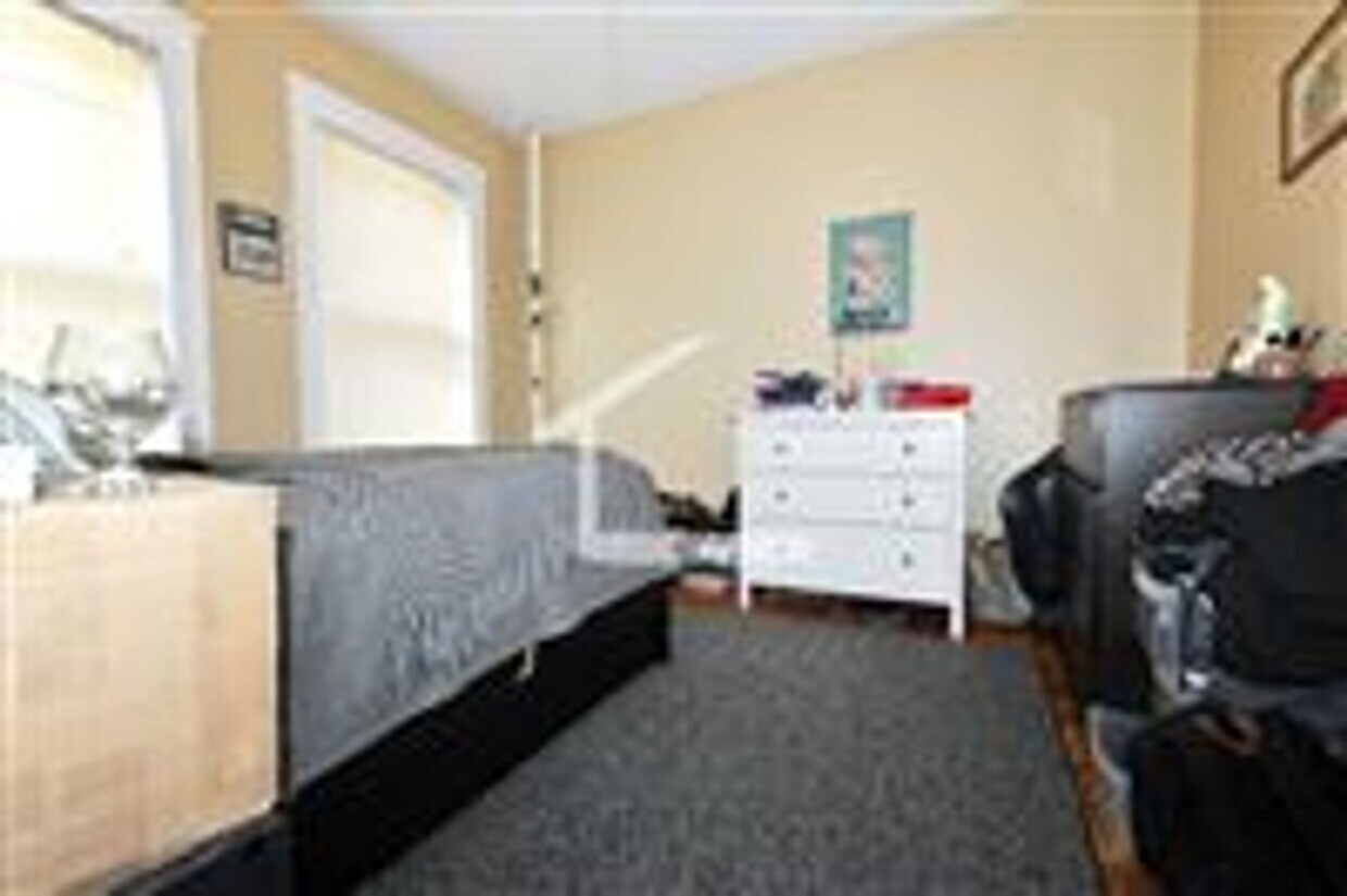 Foto del edificio - 319 Allston St