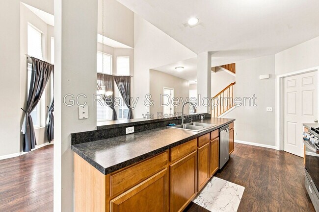 Building Photo - 8026 Bluestem Ave