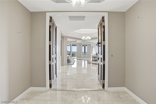 Building Photo - 5051 Pelican Colony Blvd