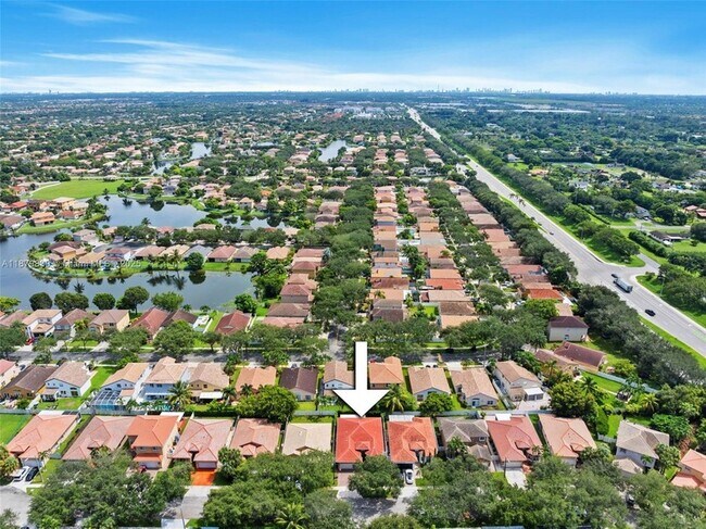 Foto del edificio - 3103 SW 140th Ave