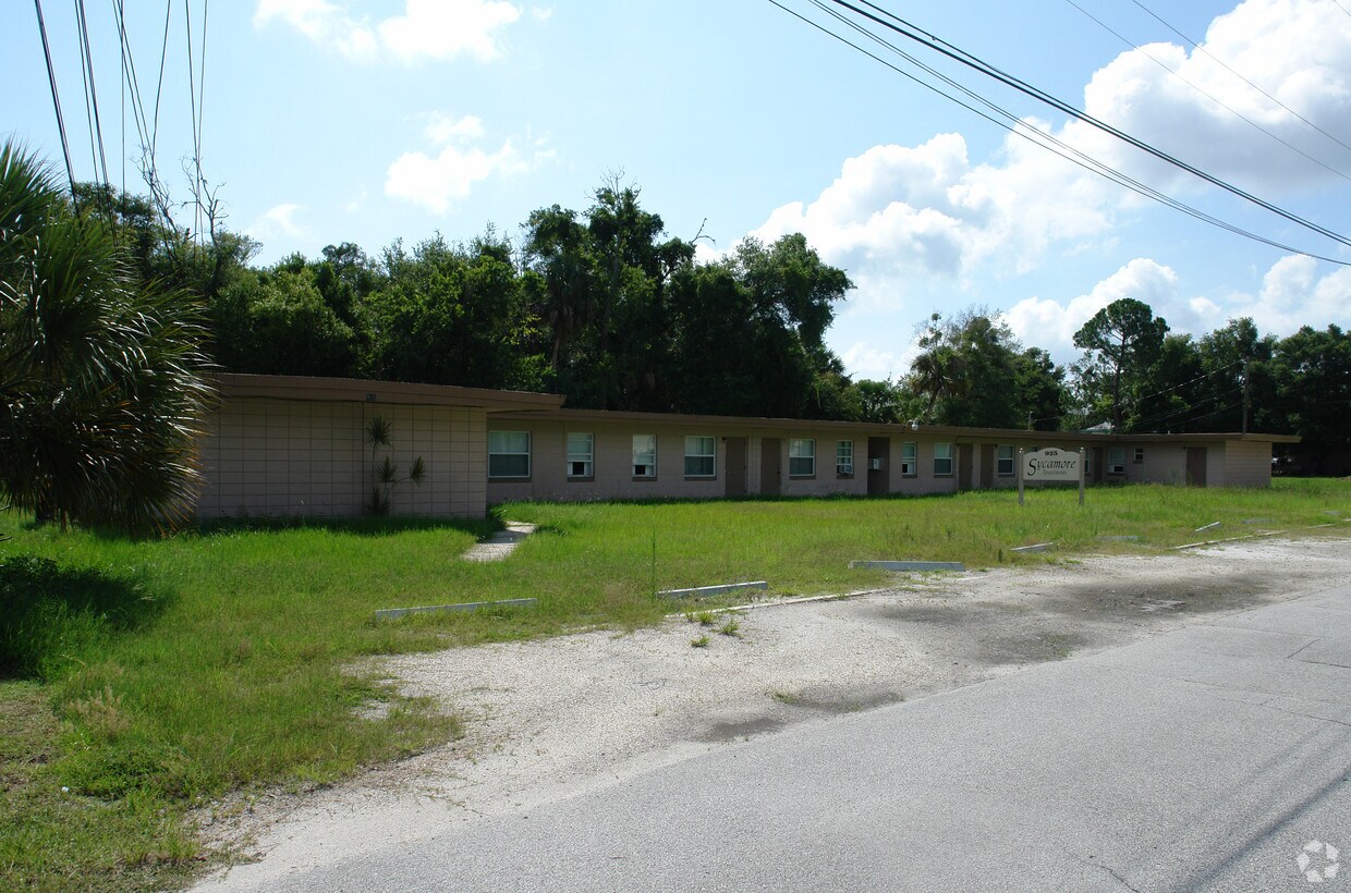 Primary Photo - Sycamore Apartments