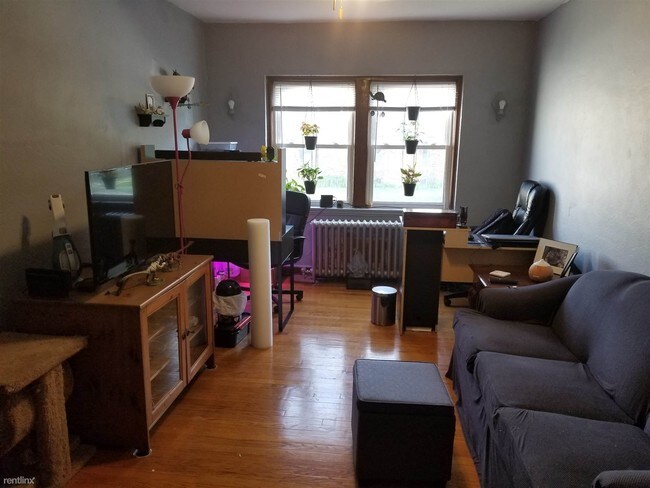 Foto del edificio - 2305 N 57th St