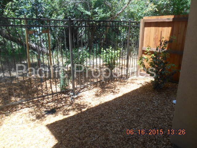 Building Photo - 2327 Chanate Rd