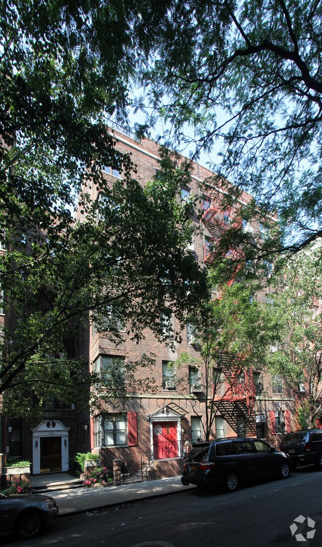 Foto del edificio - 340 E 66th St