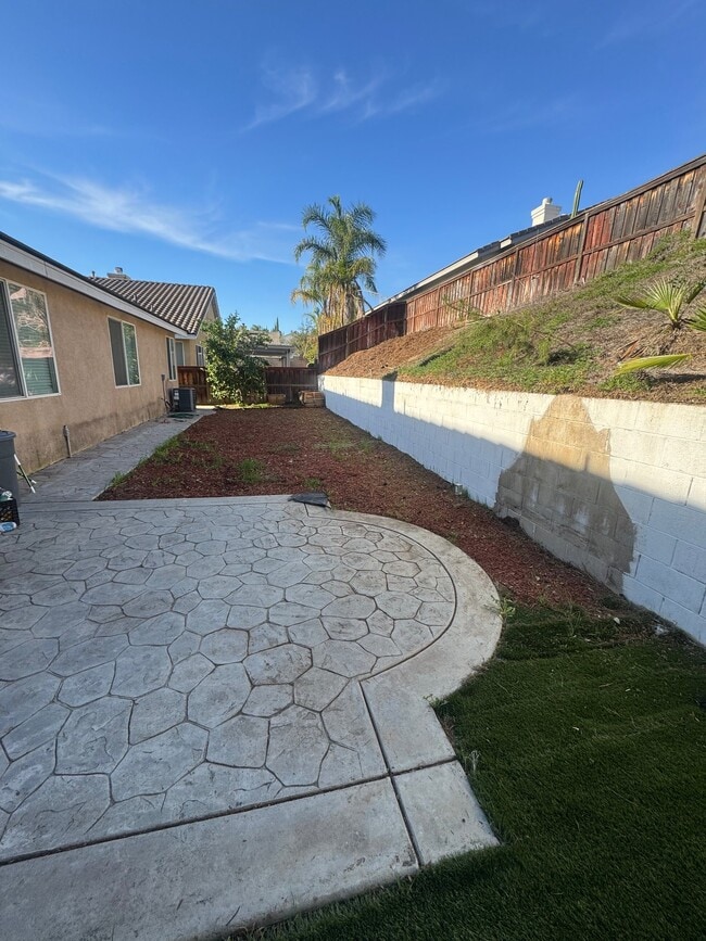 Building Photo - 39328 Bonaire Way