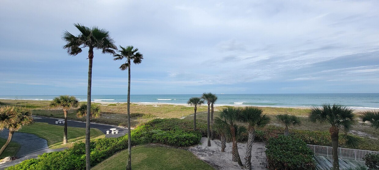 301 N Atlantic Ave Unit 301, Cocoa Beach, FL 32931 Condo for Rent in