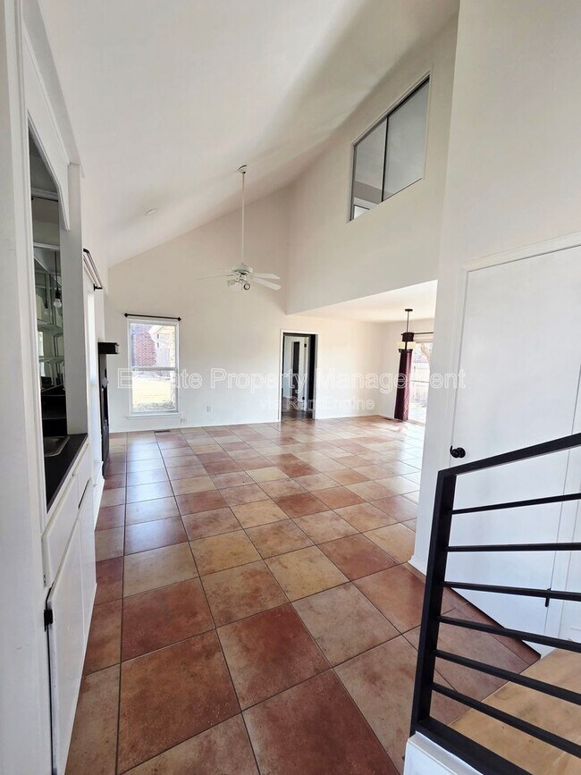 Foto del edificio - 2625 Patti Pl