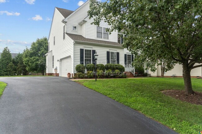 Foto del edificio - 5525 Barnsley Terrace