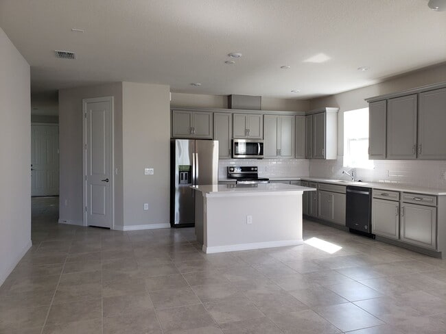 Building Photo - Spacious 3-Bedroom Home for Rent in Gated ...