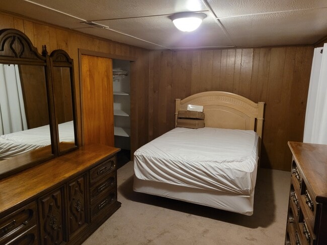 Foto del edificio - 11727 Harrisburg Rd