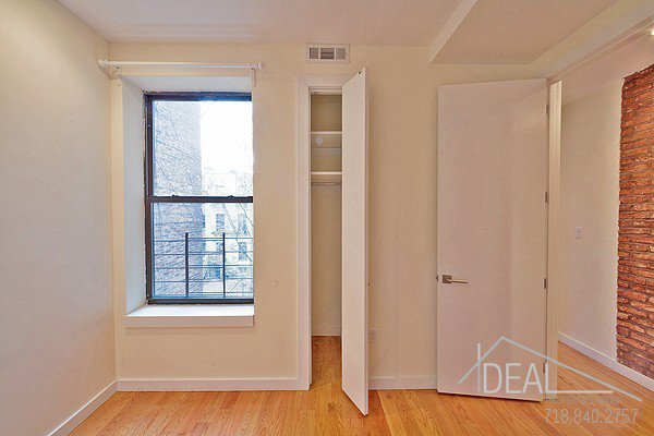 Building Photo - 668 Park Pl