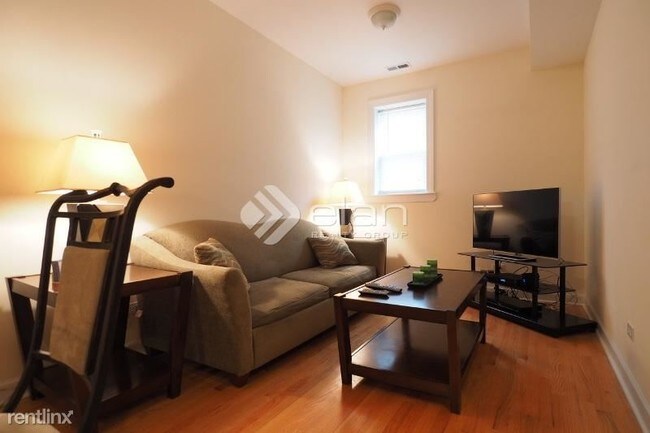 Foto del edificio - 5255 N Rockwell St
